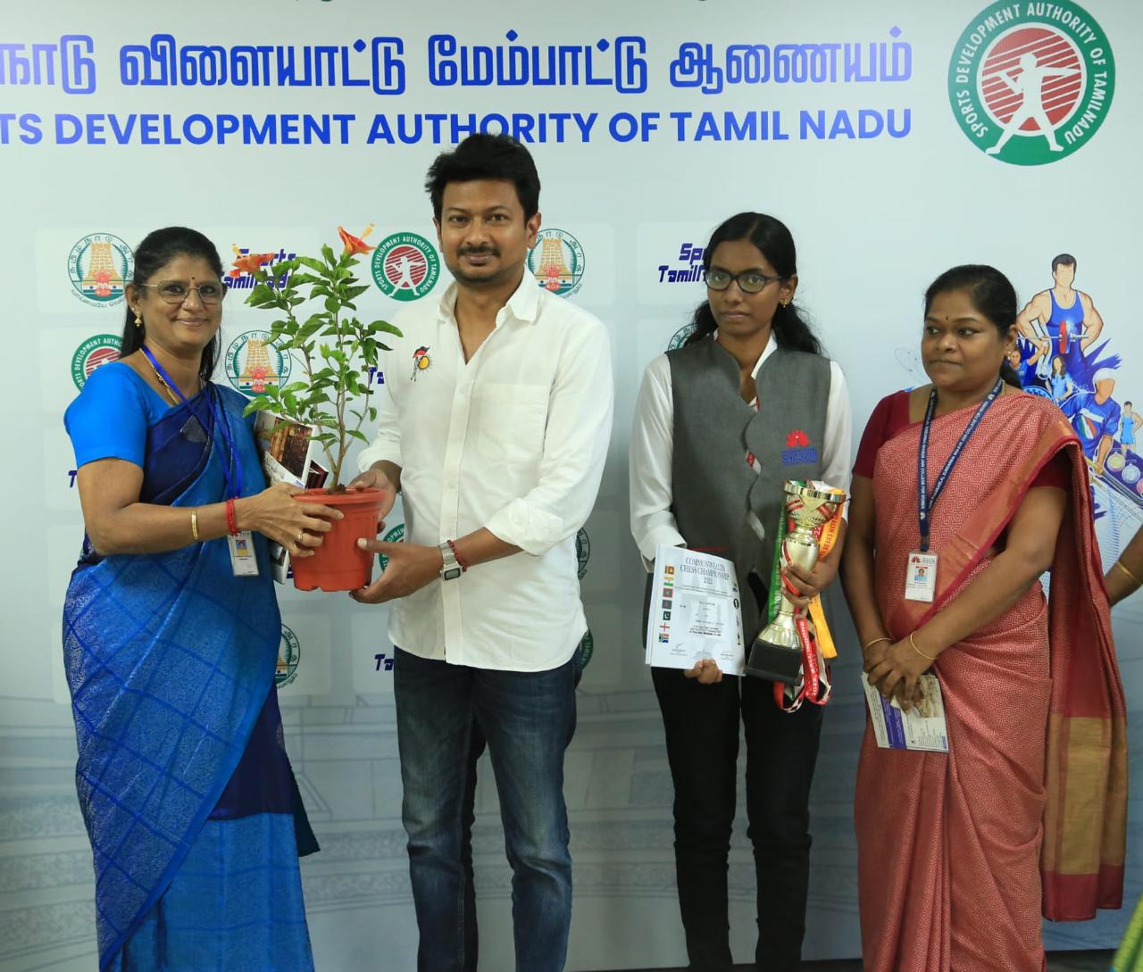 The Minister for Youth Welfare and Sports Development Udhayanidhi Stalin met and felicitated Ms. Rindhiya V