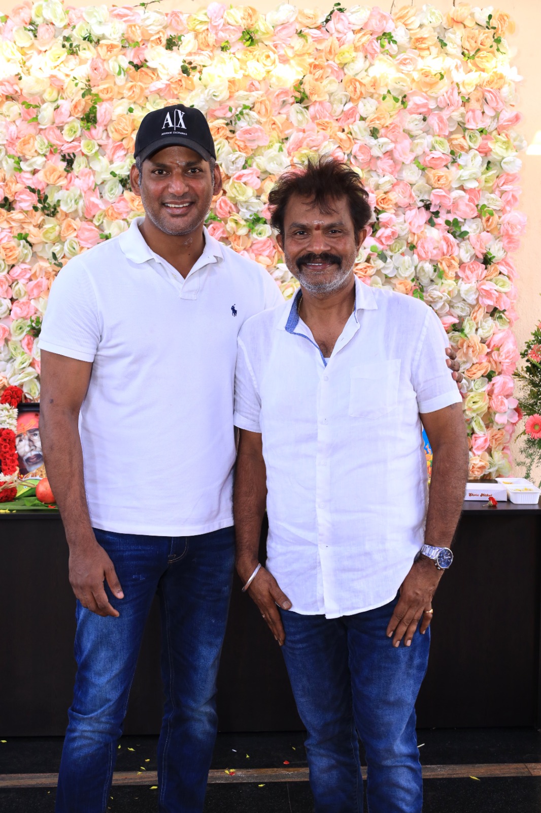 Vishal-starrer film directed by Hari, after previous blockbuster outings in 'Thamirabharani' and 'Poojai'!, Shoot starts today