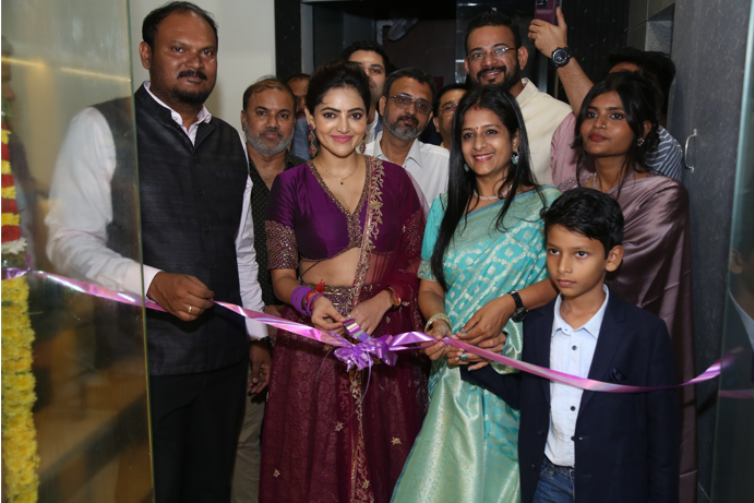 Naturals Salon 760th launched by Athulya Ravi , C.K.Kumaravel, Priya Arun at Nookampalayam, Chennai