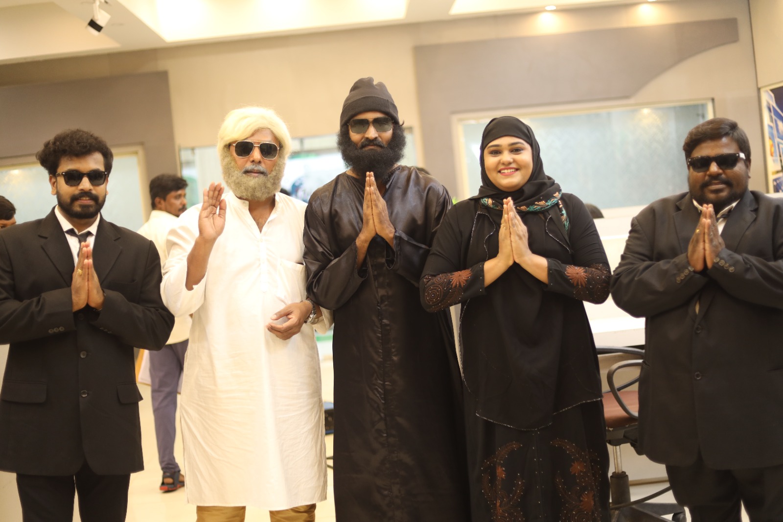 RK DREAM FACTORY சார்பில் D ராதாகிருஷ்ணன் தயாரிப்பில் KMP productions சார்பில் M புவனேஸ்வரன் மற்றும் SBM studios சார்பில் ஷாஜு C இணைந்து தயாரிக்கும் திரைப்படம் "நிர்வாகம் பொறுப்பல்ல" பேய் இருக்க பயமேன் திரைப்படத்தை இயக்கி