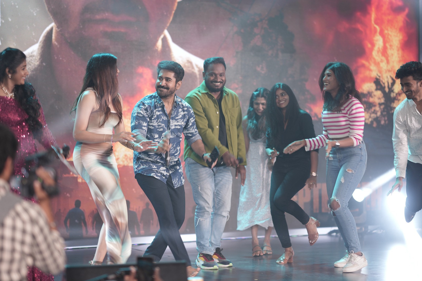 “ஹிட்லர்” திரைப்பட முன் வெளியீட்டு விழா!!